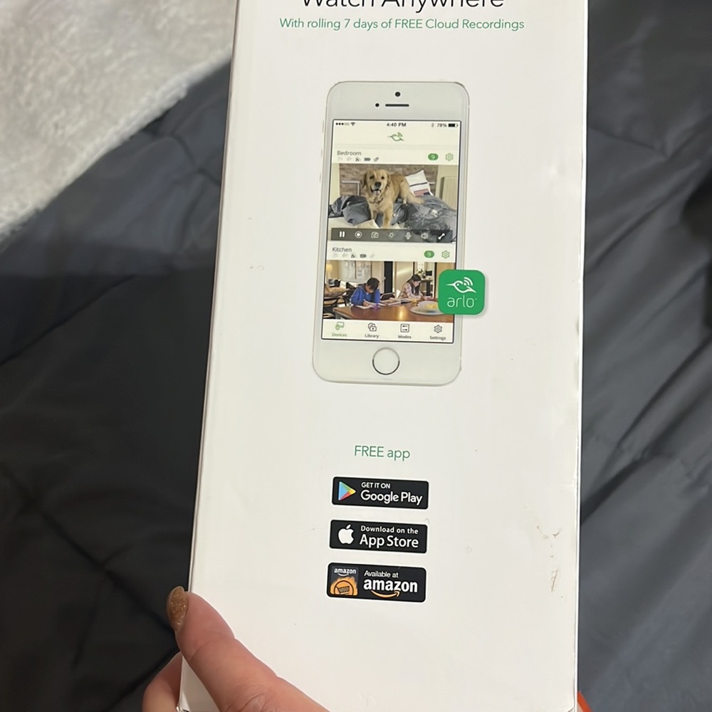 Arlo  security system - Picture 4 of 5
